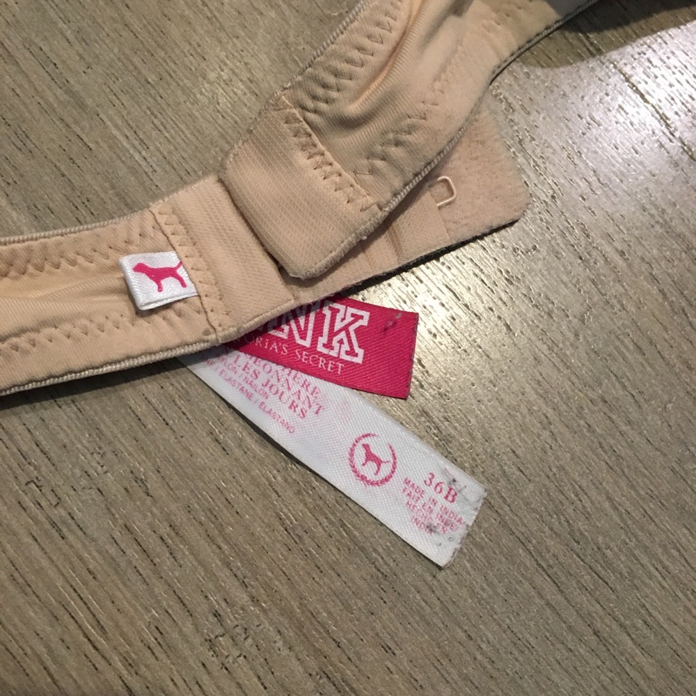 2 pack VS PINK T-Shirt Bras - Picture 3 of 3